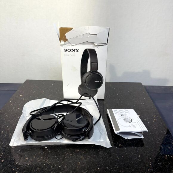 Sony MDR-ZX110 Stereo Over-Head‎ Headphones Compact Folding Black - Picture 3 of 5